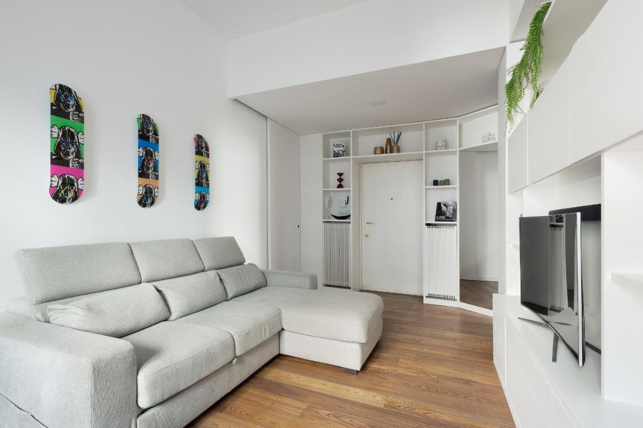 Hl Apartment - Brera, Garibaldi, Moscova, Duomo, Montenapoleone Milan Extérieur photo